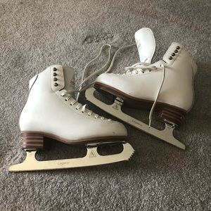 Jackson Freestyle Figure Skates